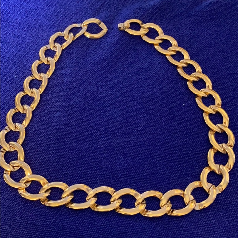 Gold link chain